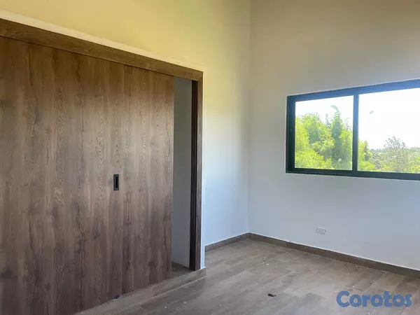 casas vacacionales y villas - Vendo Hermosa Villa 2 Niveles en SABANETA,  JARABA 3