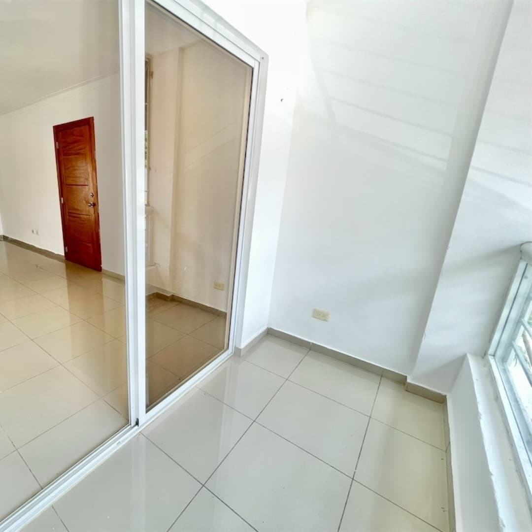 apartamentos - Venta de apartamento primer nivel en Don Honorio S 2