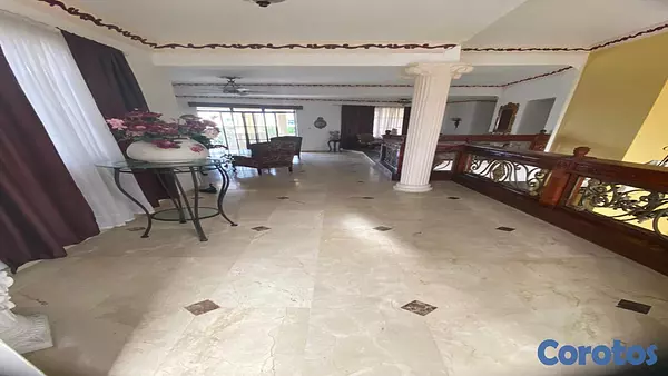casas - Venta de hermosa casa en Vista Hermosa,  con 600mt de construcción 8