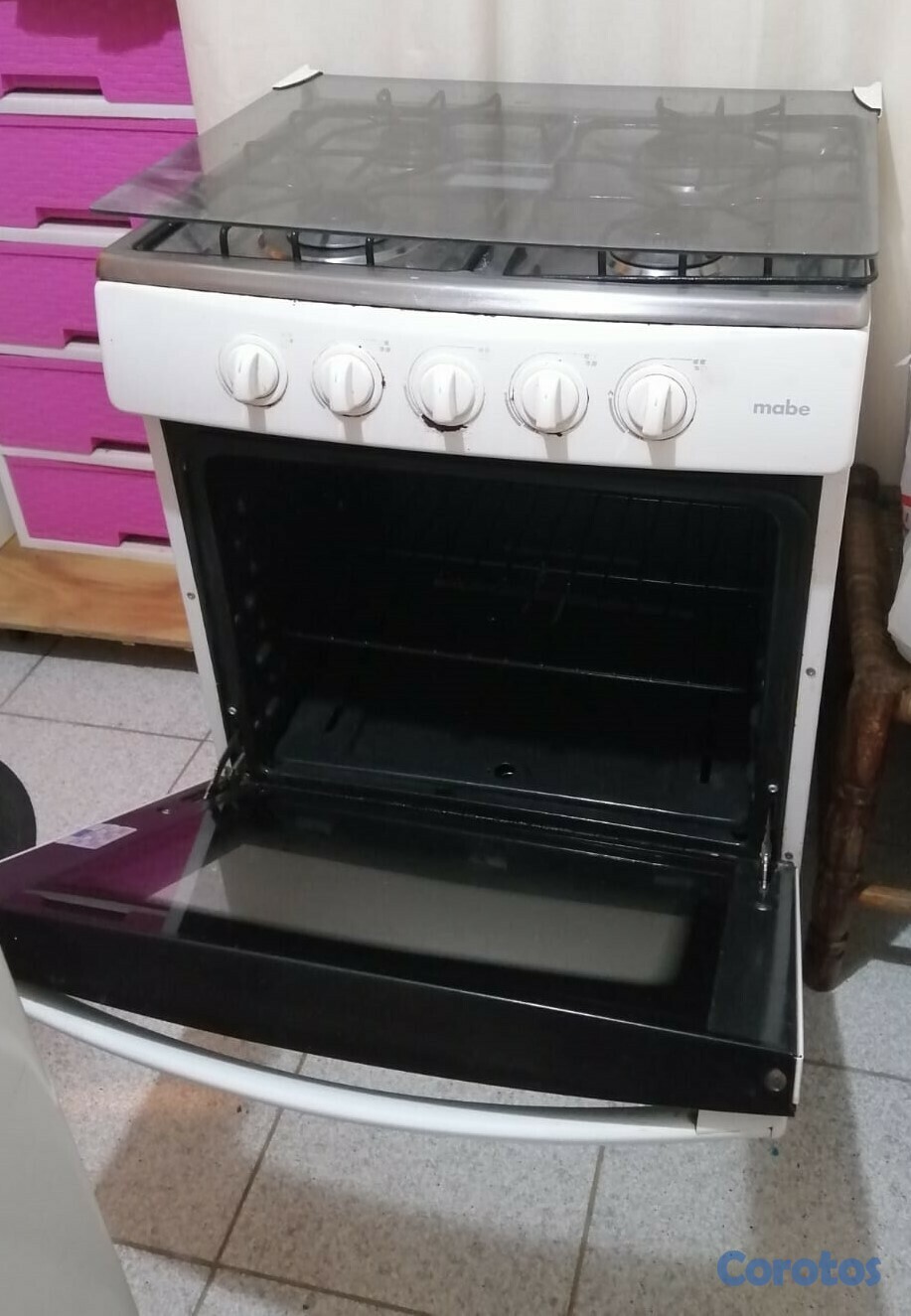 electrodomesticos - Vendo Estufa MABE BLANCA y EXTRACTOR  2