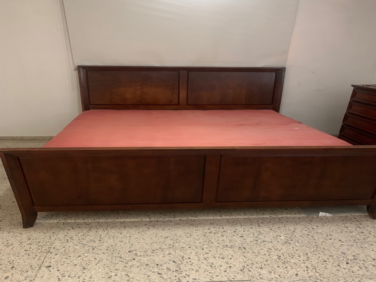 muebles y colchones - Base de cama King XL  con su Colchon  1