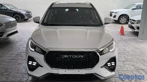 jeepetas y camionetas - Jetour X70 FL 2027 3