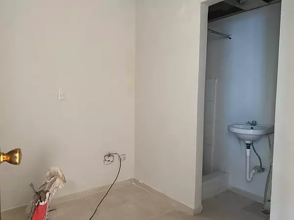 apartamentos - Rento apartamento con terraza Av Cayetano Germosen 4