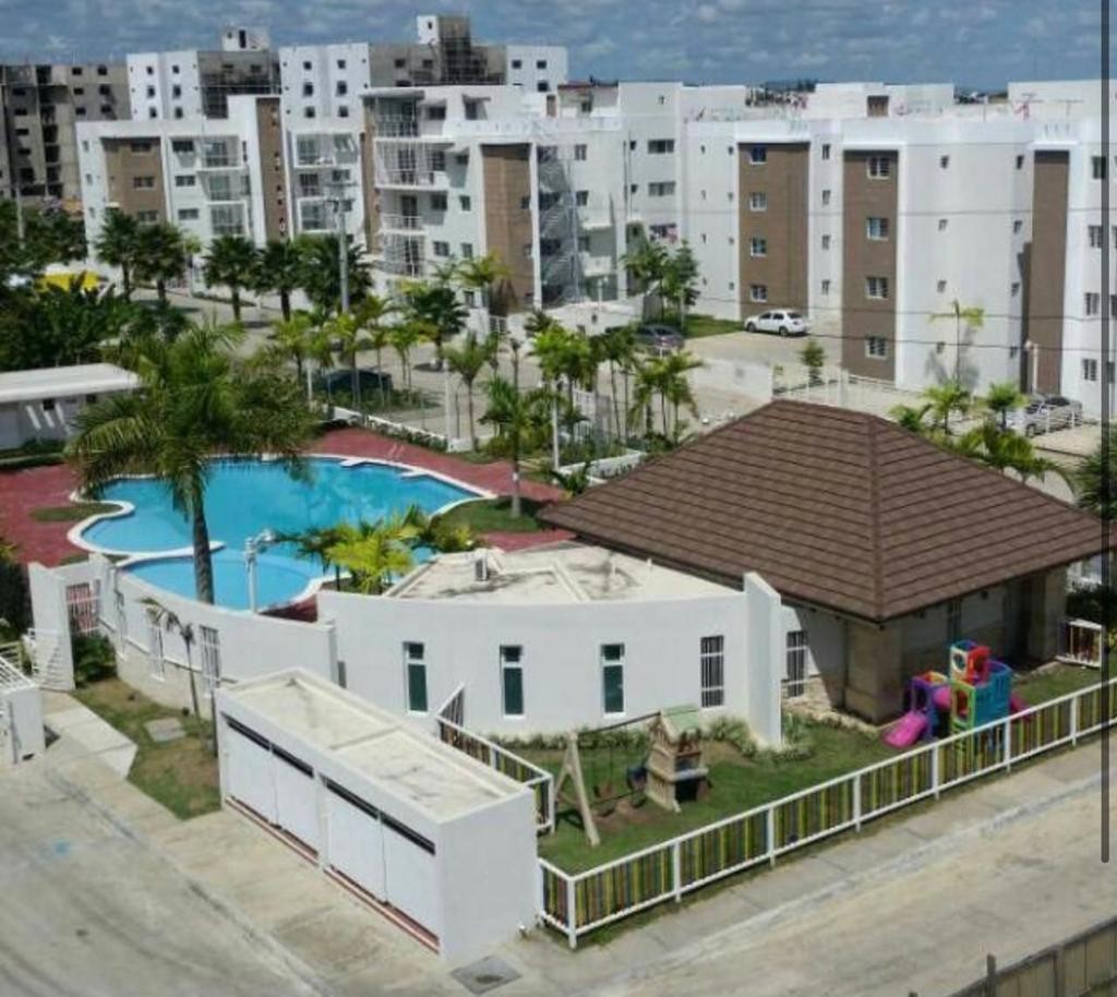 apartamentos - Tercer nivel, Los Rieles de Gurabo 9
