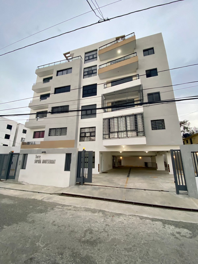 apartamentos - Apartamento en Marbella Las Americas a solo dos esquinas de la avenida Marginal. 7