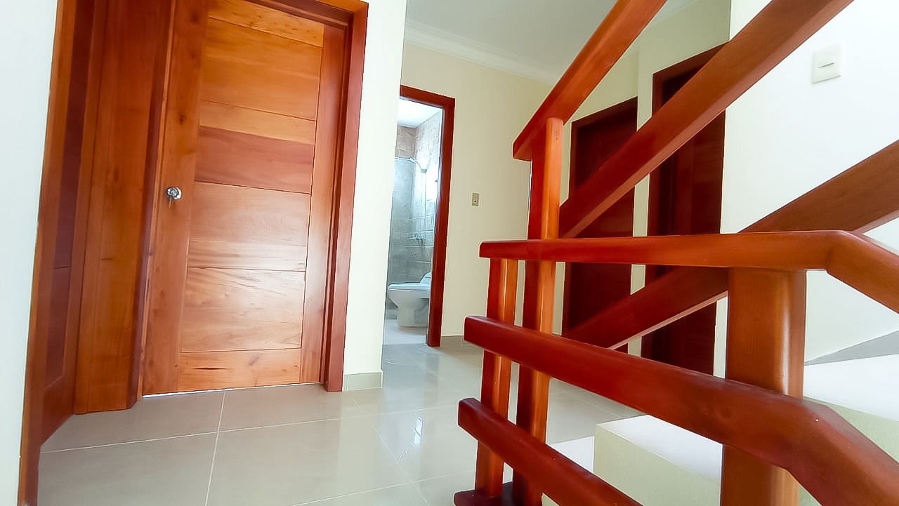 casas - Casa en San Isidro próximo a la Av. Ecológica  1
