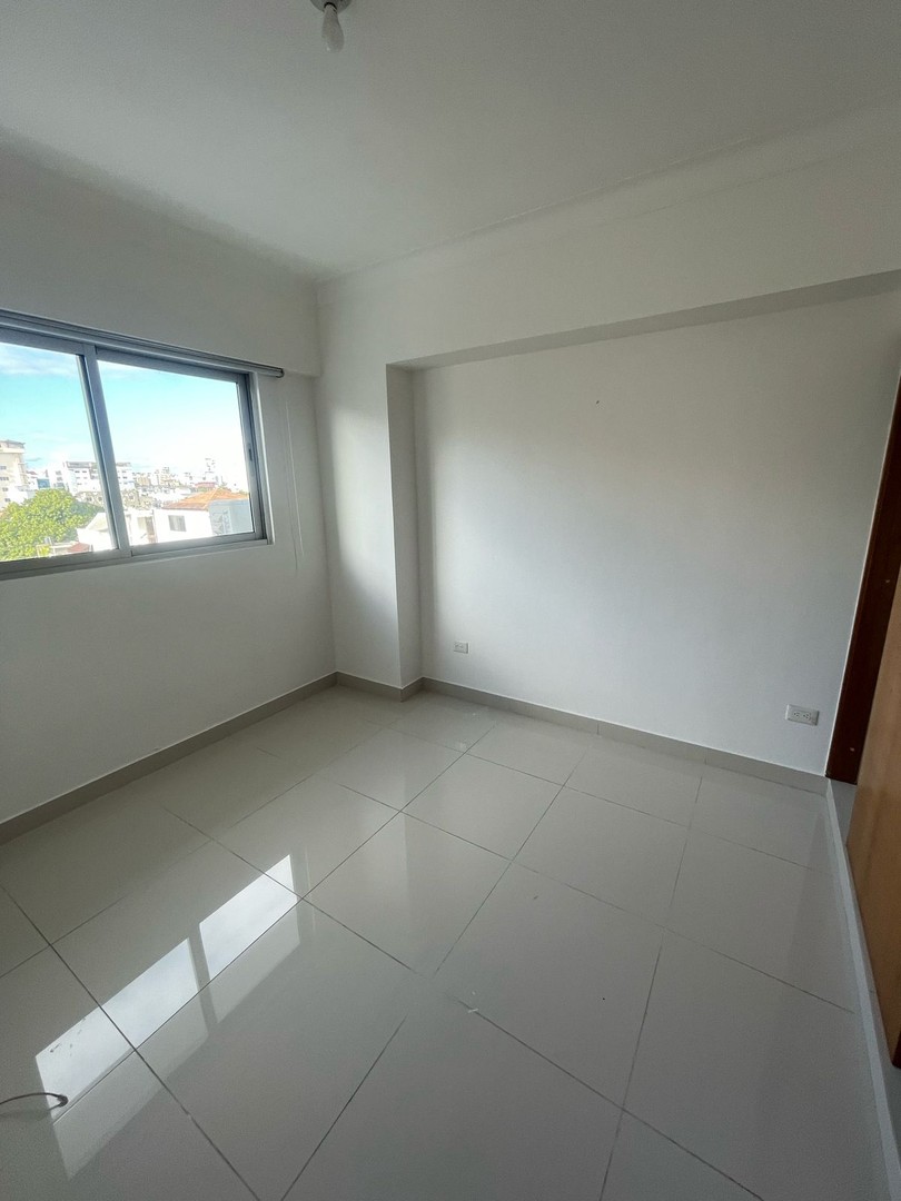 apartamentos - Alquiler Apartamento de 3 Habitaciones Sin Amueblar, Bella Vista, Santo Domingo 5