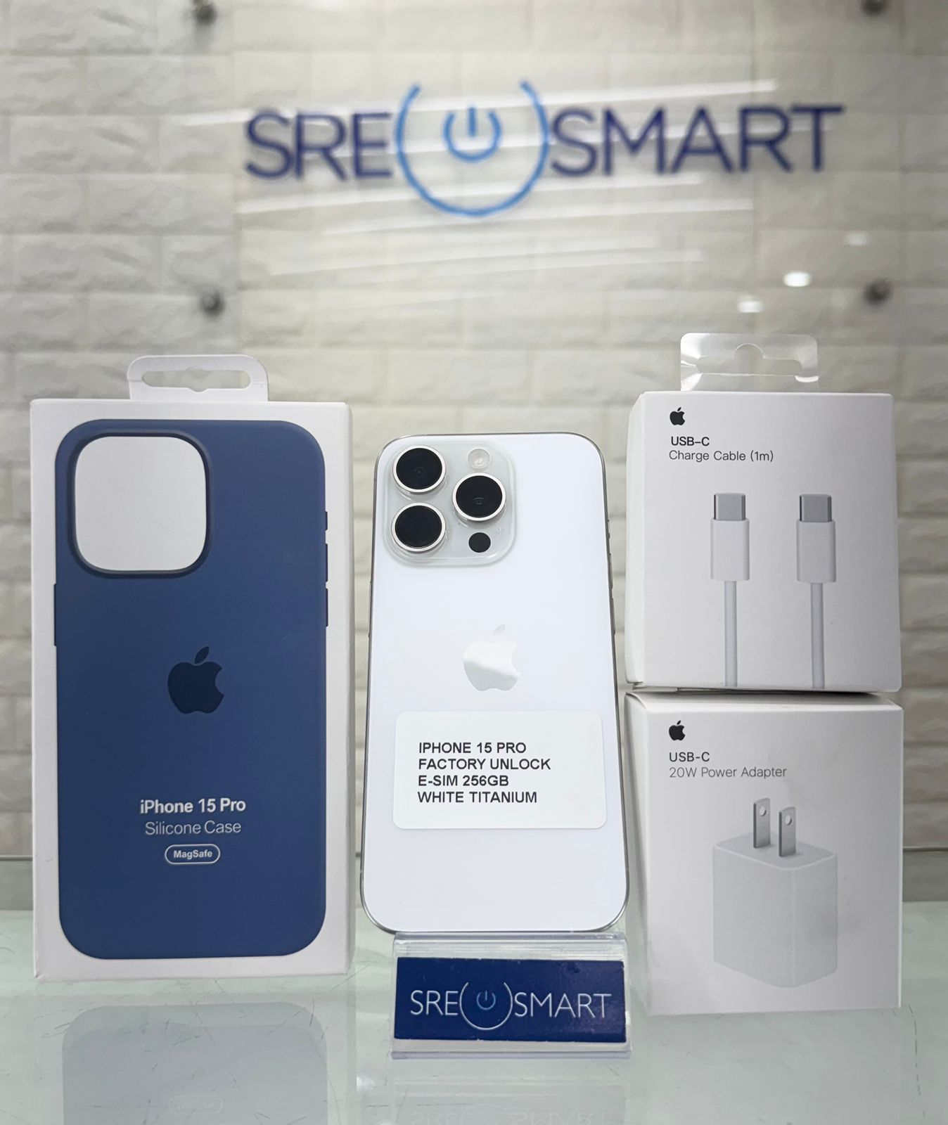 celulares y tabletas - IPHONE 15 PRO 256GB E-SIM FACTORY UNLOCK.