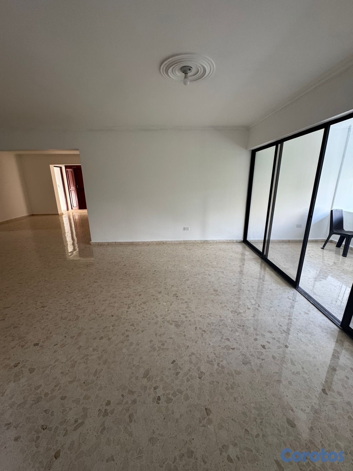 apartamentos - alquiló piso los cacicazgos tres ha con su baños dos parqueos tech balcón estar  3