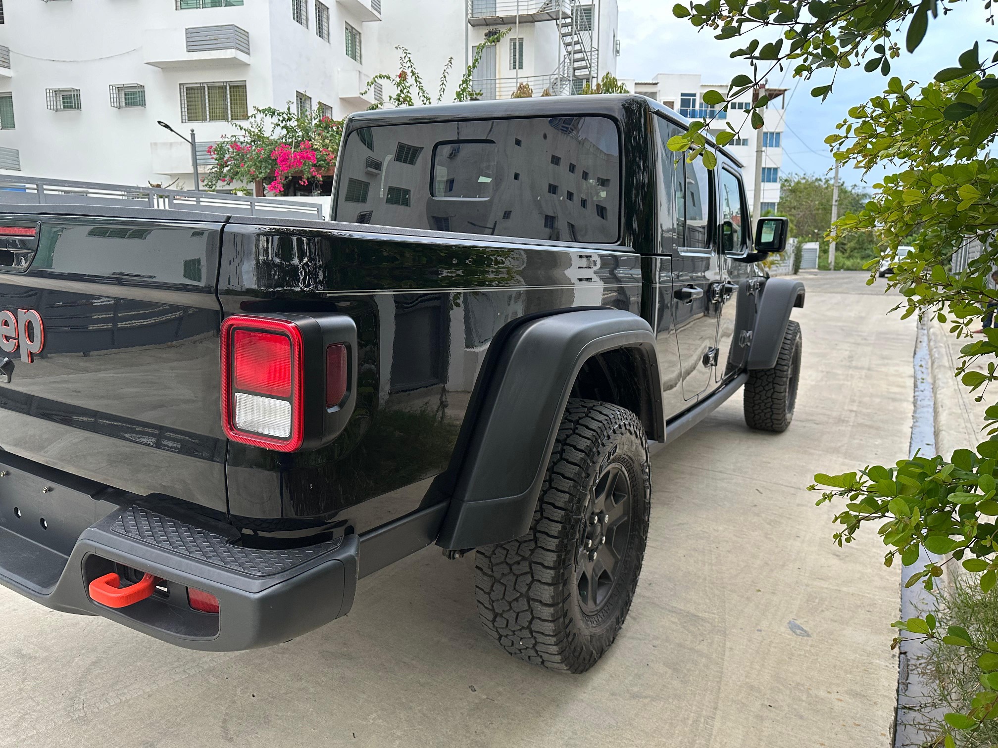 jeepetas y camionetas - Jeep gladiator mojave 2022 4