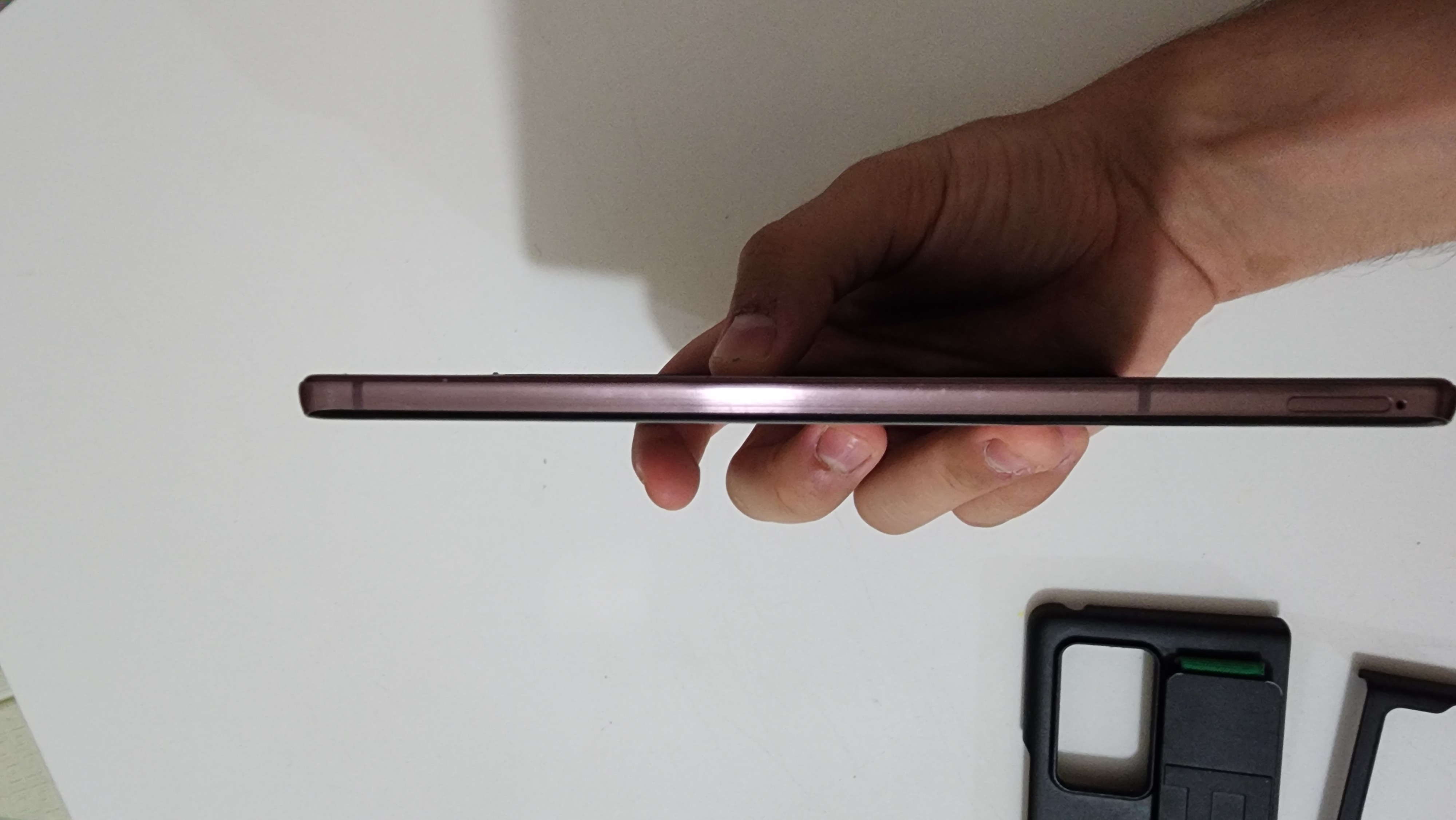 celulares y tabletas - Galaxy Fold 2 en buenas condiciones , funciona todo normal.  sin cargador 6
