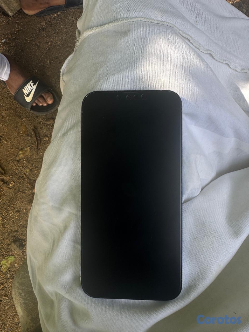 celulares y tabletas - Vendo IPhone 13 Pro Max  4