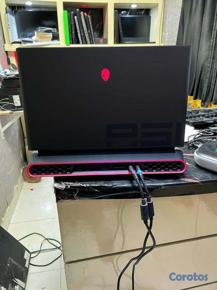 computadoras y laptops - Alienware Area 51m /i9-9900H /RTX2060 6GB/64GBDDR4 5