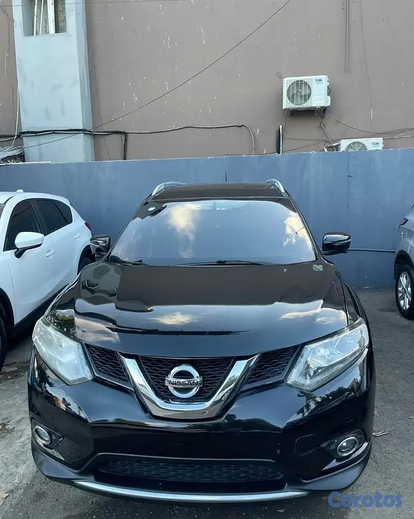 jeepetas y camionetas - NISSAN ROGUE SV AWD 2016
 3