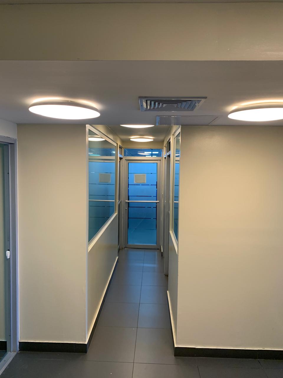 oficinas y locales comerciales - Alquilo Local/Oficina en Piso 3 próximo a Piantini 8