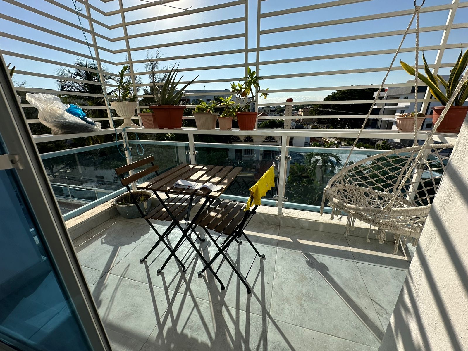 apartamentos - Vendo independencia klm 9 tercer nivel , precio RD 5