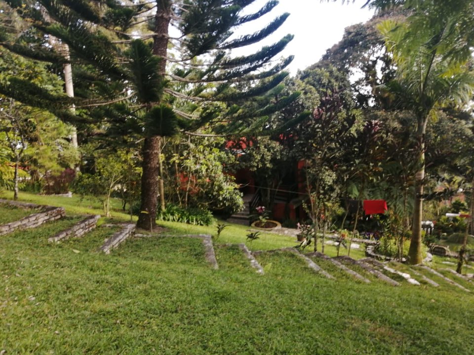 casas vacacionales y villas - Vendo cada de veraneo en la montaña de san Cristobal la colonia de Cambita  2