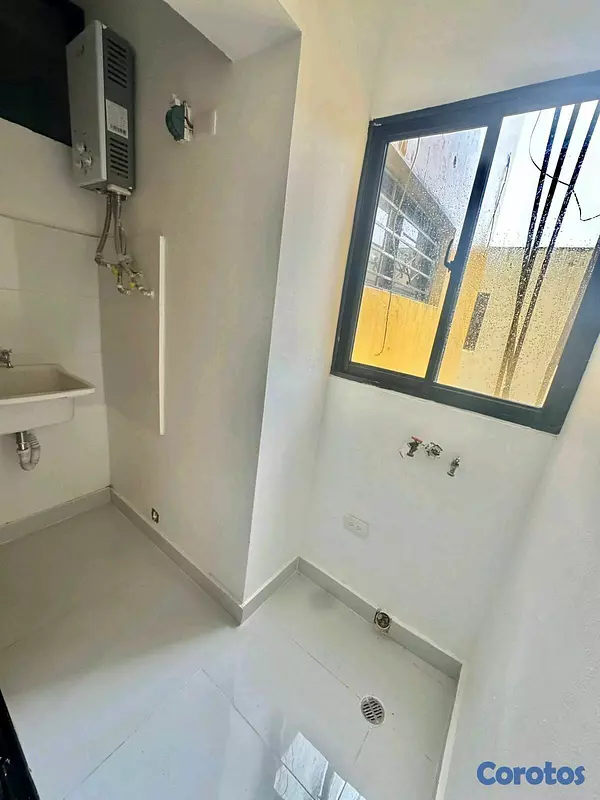 apartamentos - Vendo Apartamentos Totalmente Remodelados en Urbanizacion Tropical km indep 4