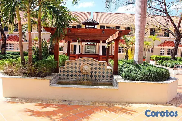 casas - Casa en Piantini para Reformar en Proyecto  5