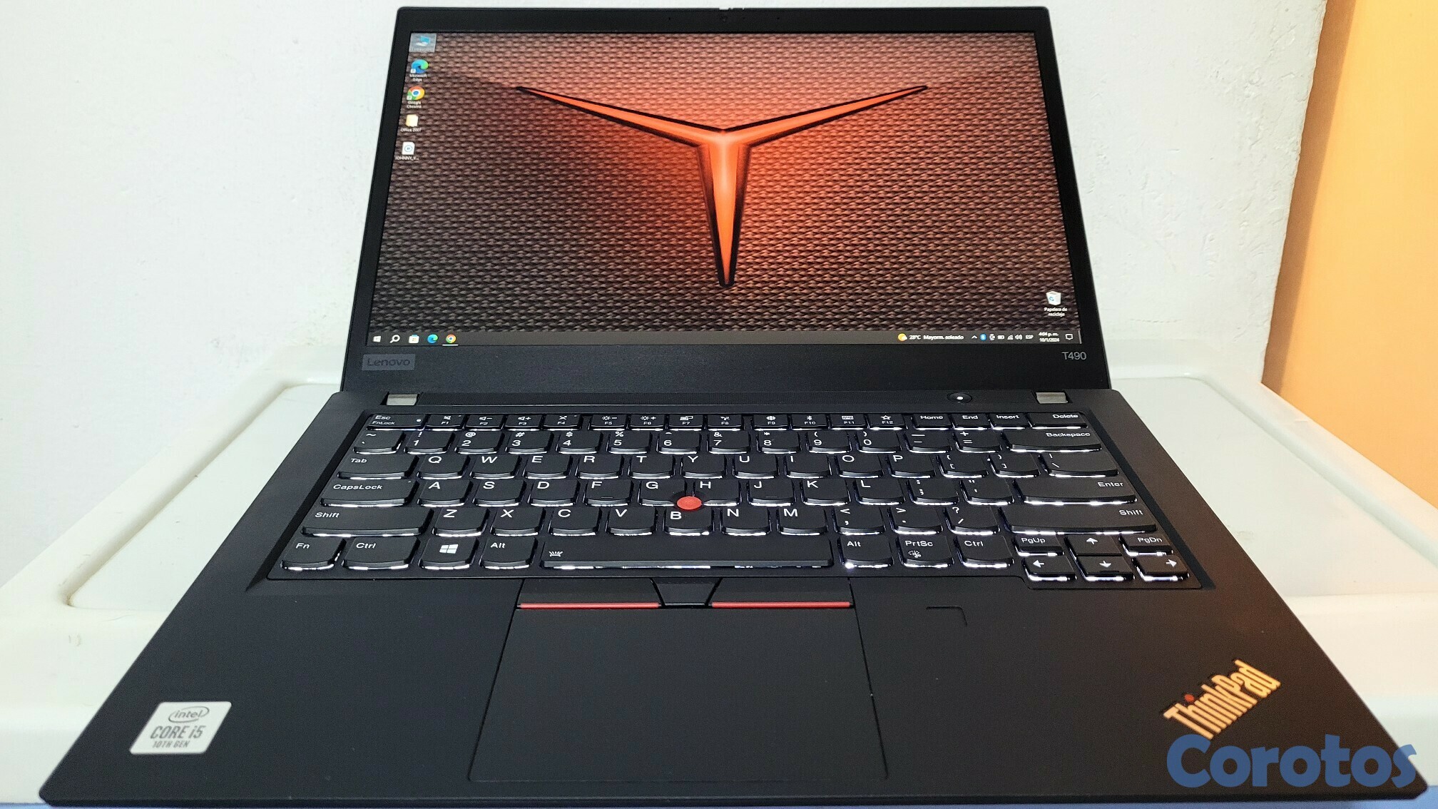 computadoras y laptops - Lenovo Slim T490 14 Pulg Core i5 8va Gen Ram 16gb ddr4 Disco 256gb SSD Video 8gb 1