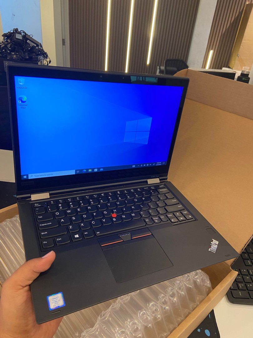 computadoras y laptops - Lenovo Yoga X380 (2EN1)