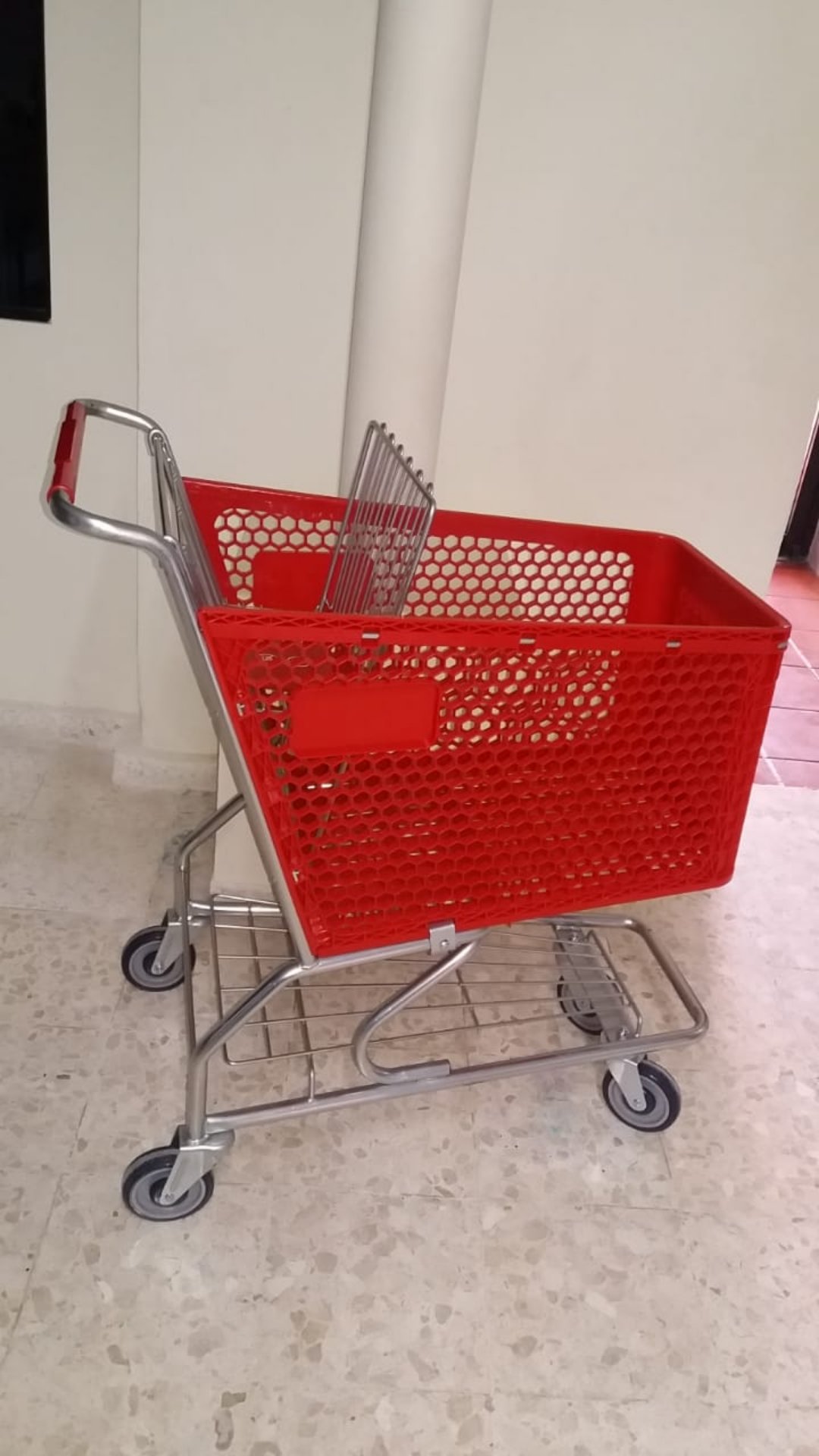 equipos profesionales - Carritos de compra para supermercados minimarkets y tiendas 4