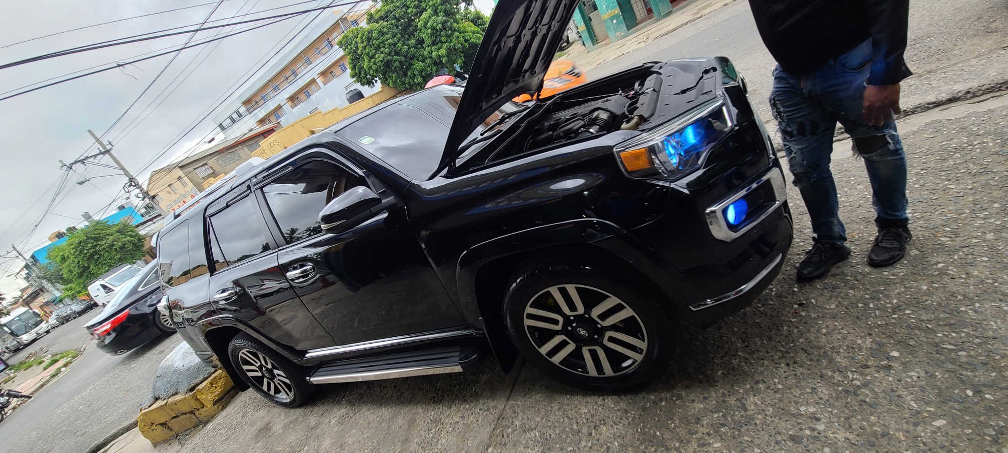 Toyota 4runner 2011 limited 4x2 ..