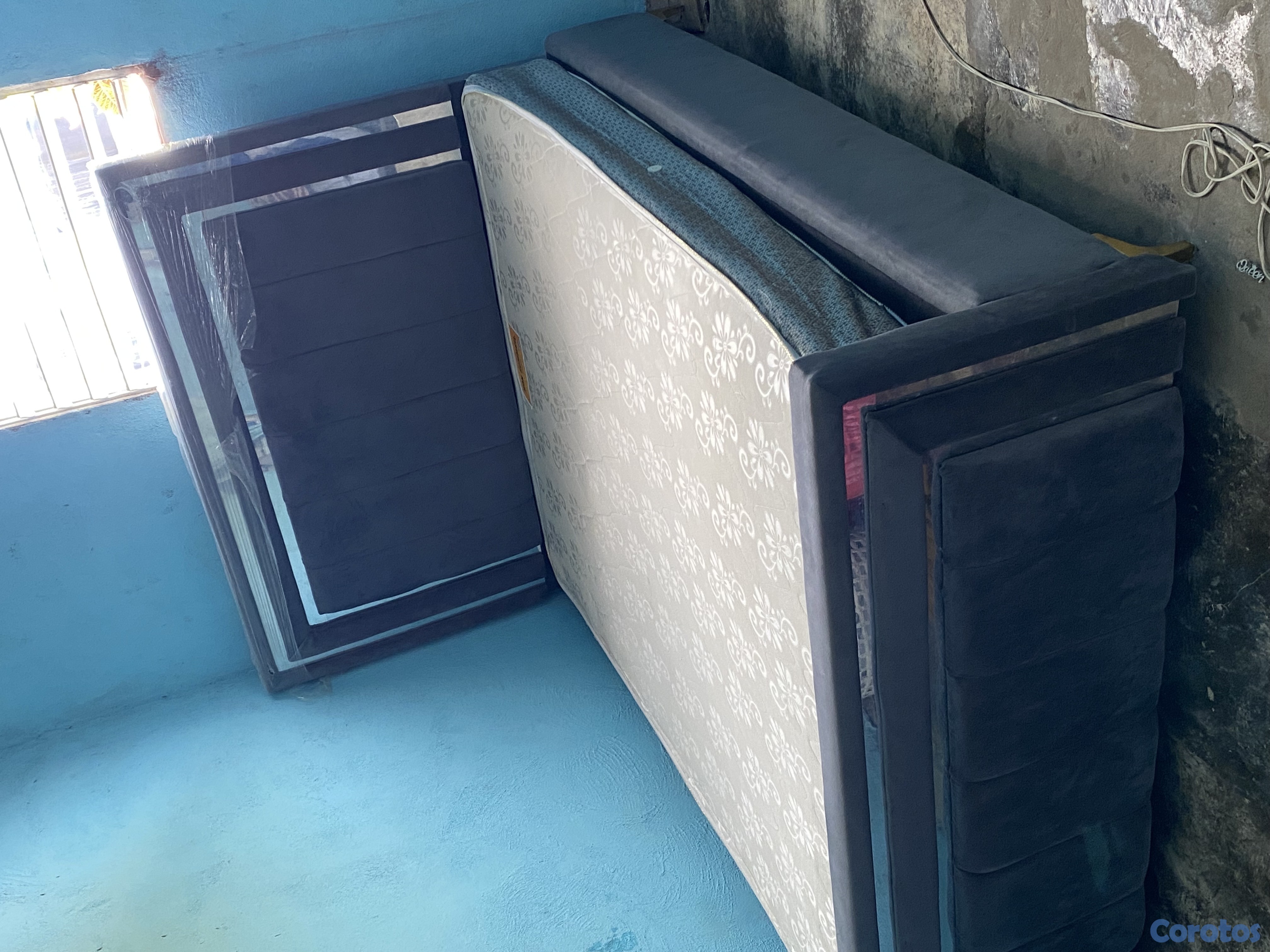 muebles y colchones - cama color gris ratón en 16,000 negociable  3