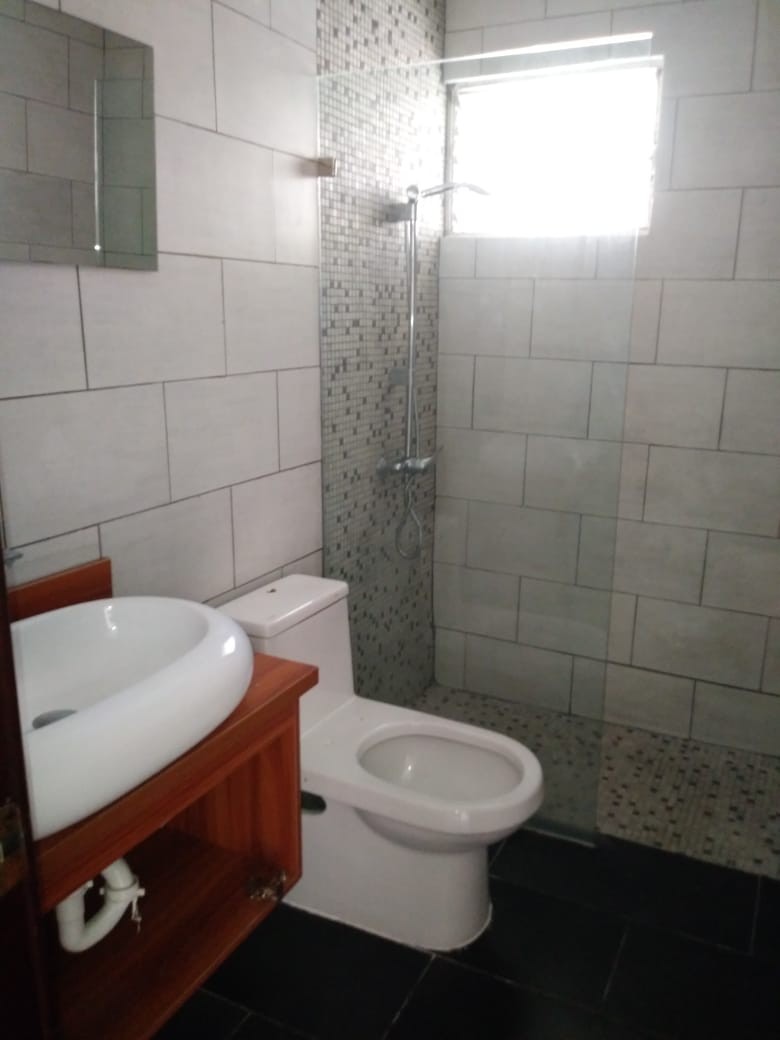 casas - Se vende casa en Av. Independencia