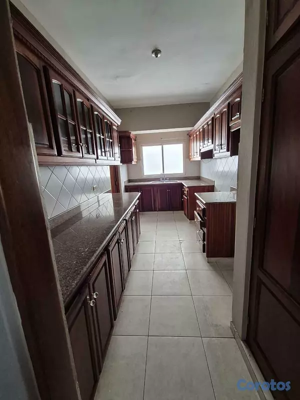 apartamentos - Venta Apartamento de 3 Habitaciones, Urbanización  2