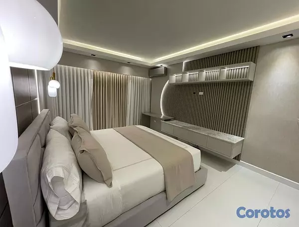 apartamentos - vendo urbanización real piso 7 amueblado tres habitaciones con baño dos parqueos 9