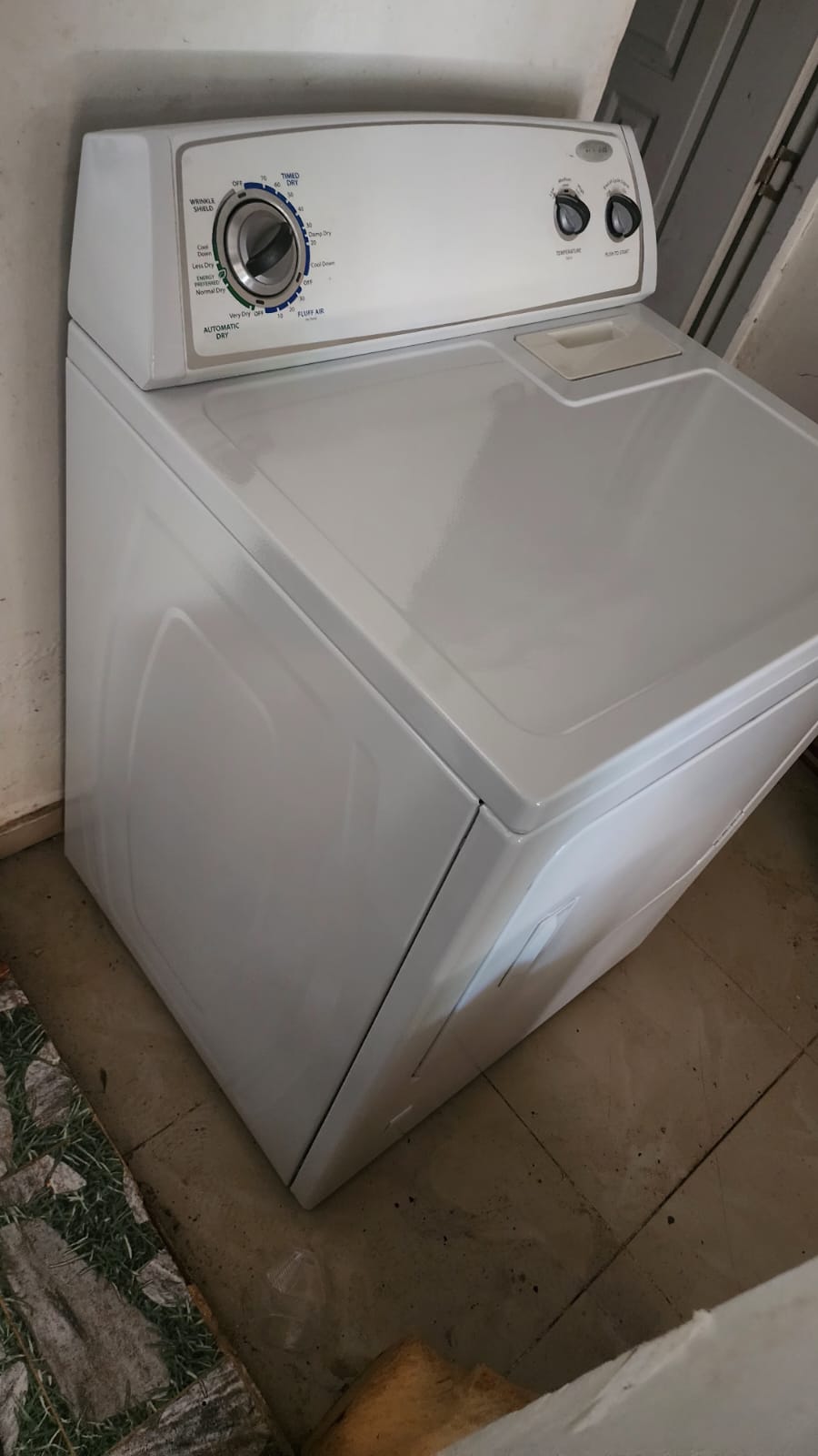 electrodomesticos - Secadora de Gas Whirlpool✅ de 30 libra muy espaciosa en excelente condiciones. 2