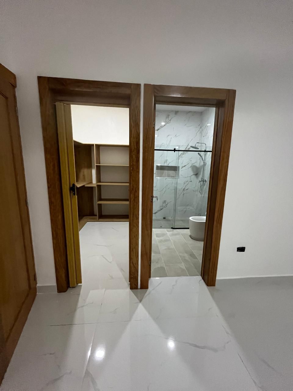 casas - CASA EN VENTA EN SANTIAGO. 1