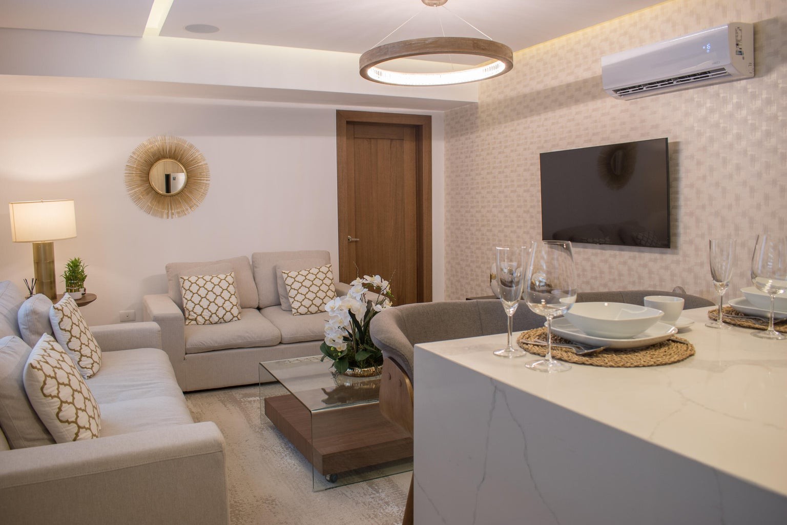 apartamentos - Espectacular apartamento en venta totalmente amueblado en torre de lujo 2