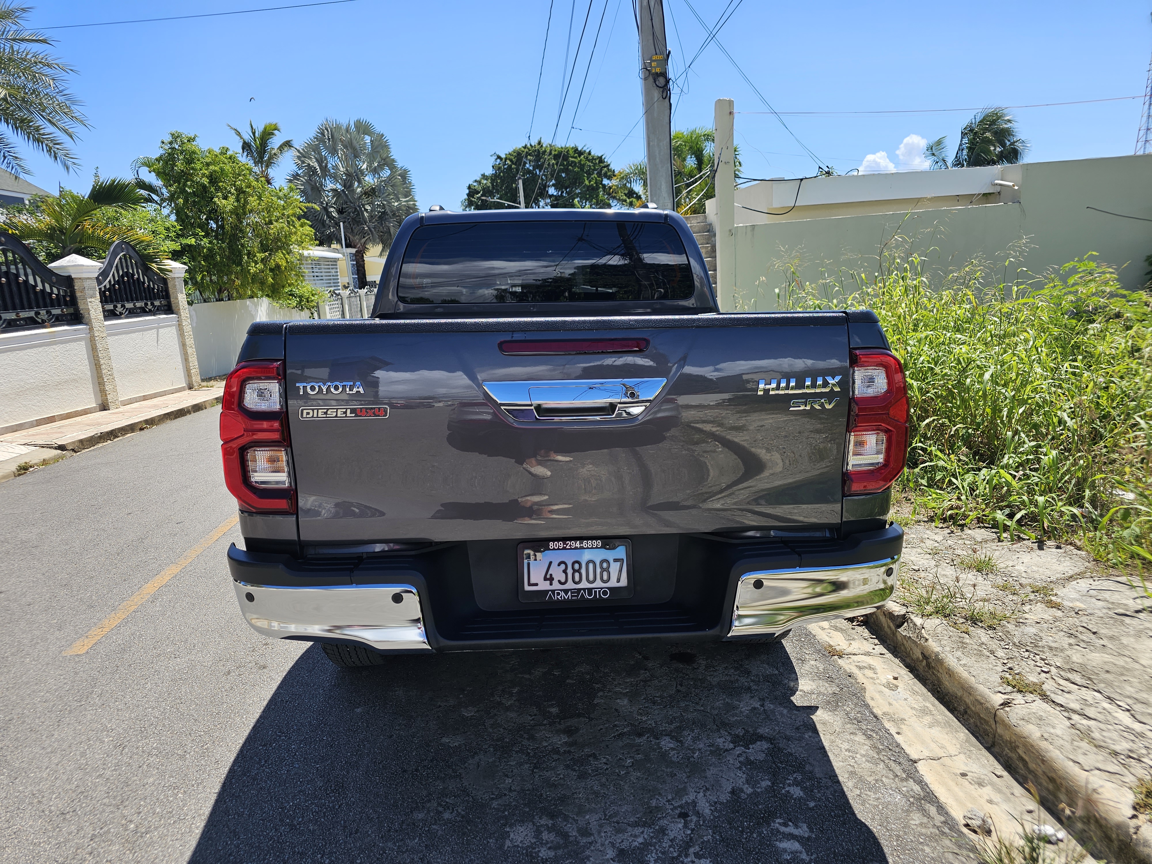 jeepetas y camionetas - Vendo Camioneta Toyota Hylux 2022 5