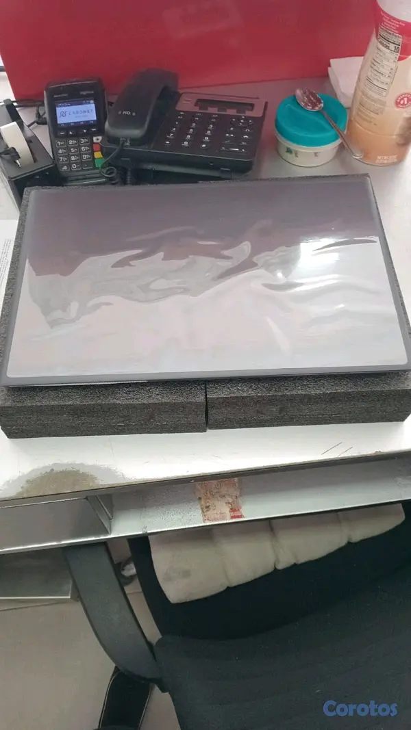computadoras y laptops - Se vende laptop totalmente nueva  2