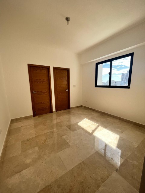apartamentos - Se alquila hermoso apartamento con linea blanca en el sector de Serralles  6