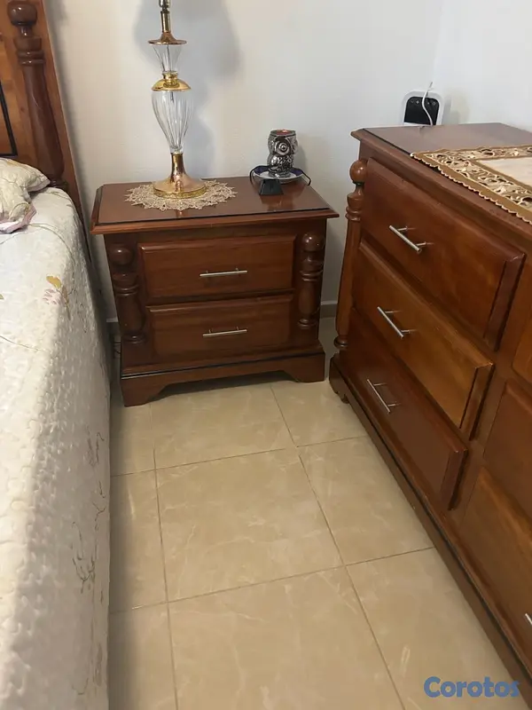 muebles y colchones - juego de cama full roble dos mesas gabetero. y cama   no colchones  4