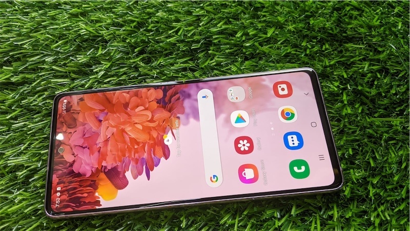 celulares y tabletas - Samsung s20FE 5G 2