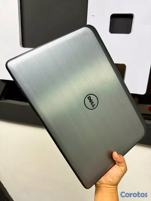 computadoras y laptops - laptop Dell latitude 3440 i3 8gb ram  3