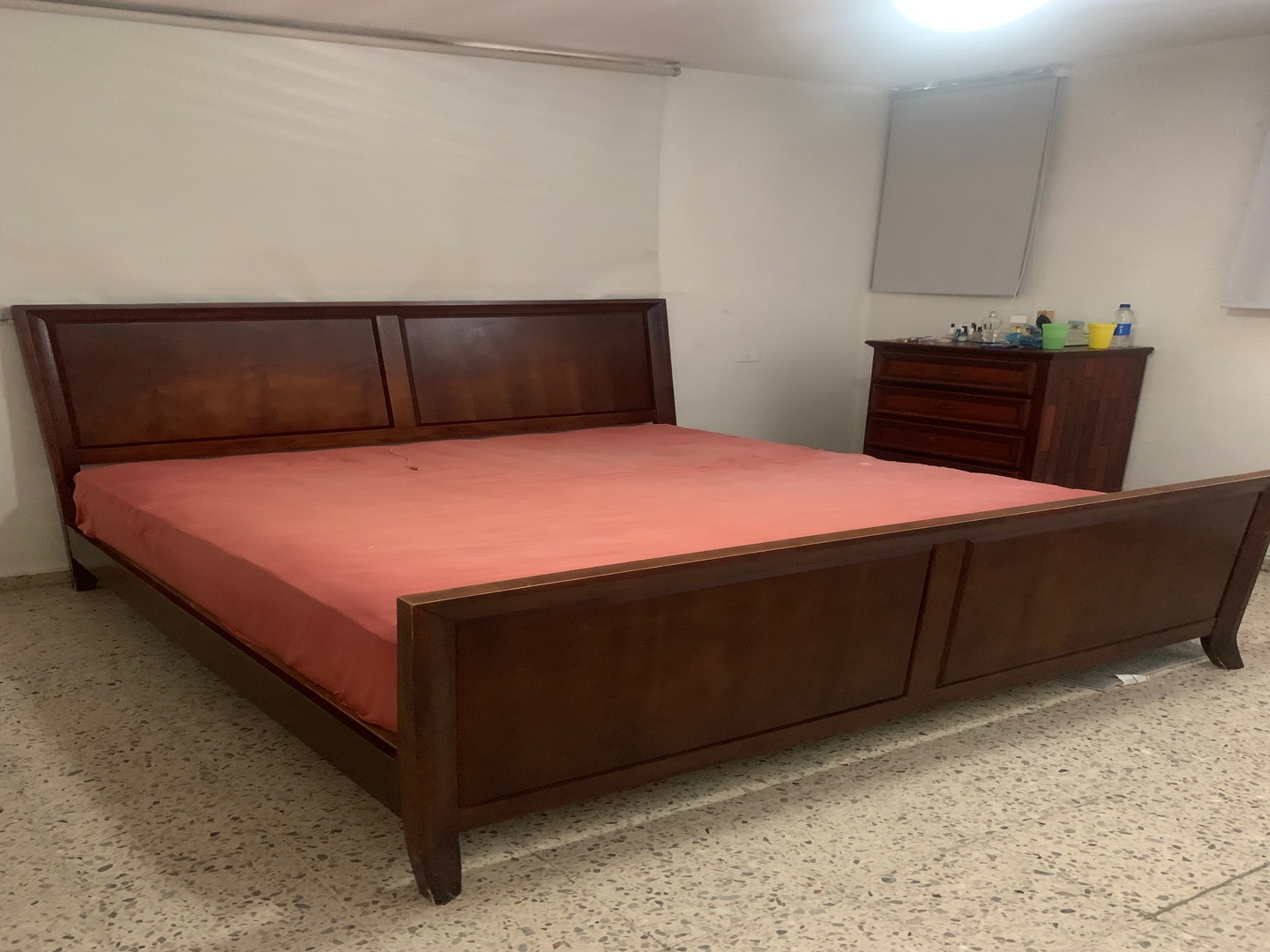 muebles y colchones - Base de cama King XL  con su Colchon  3