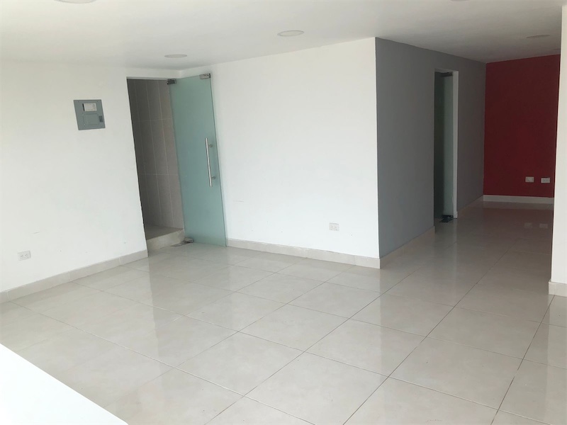 oficinas y locales comerciales - Local de oportunidad en venta 7