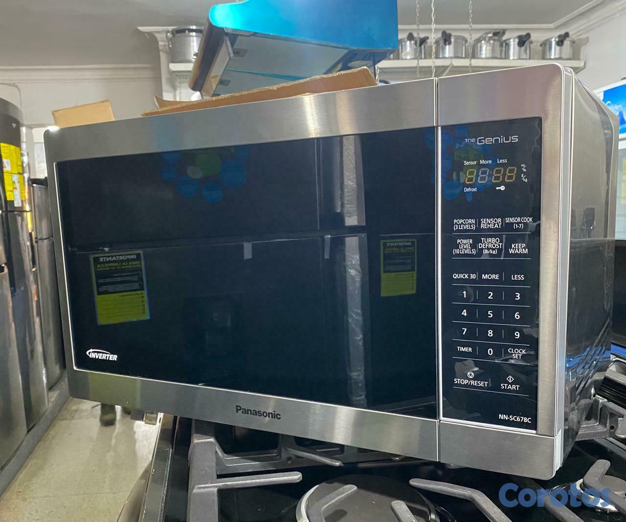 electrodomesticos - Microondas Panasonic 1.3 pies cúbicos 
37 litros
Modelo NN-SC678C 3
