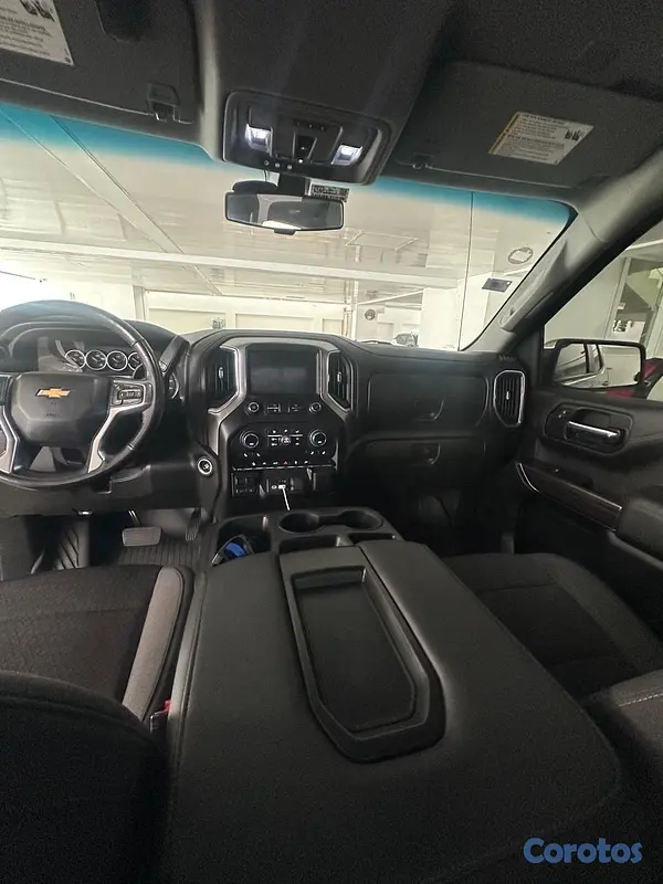 jeepetas y camionetas - Chevrolet silverado duramax 2020 6