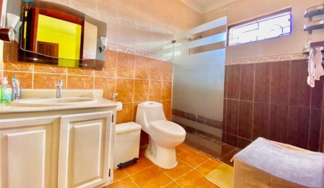 casas - VENDO CASA! En Sol Naciente, zona oriental. Santo Domingo este  5