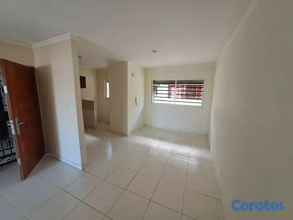 apartamentos - 4to nivel en san isidro labrador con 3 dormitorios 1