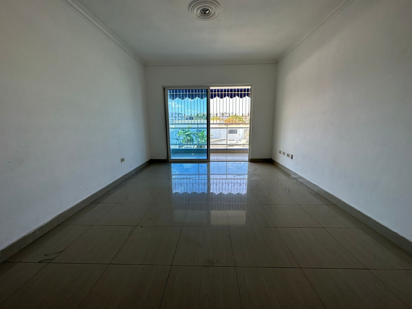 apartamentos - Se vende apartamento en Urbanización Tropical Av. Independencia 6