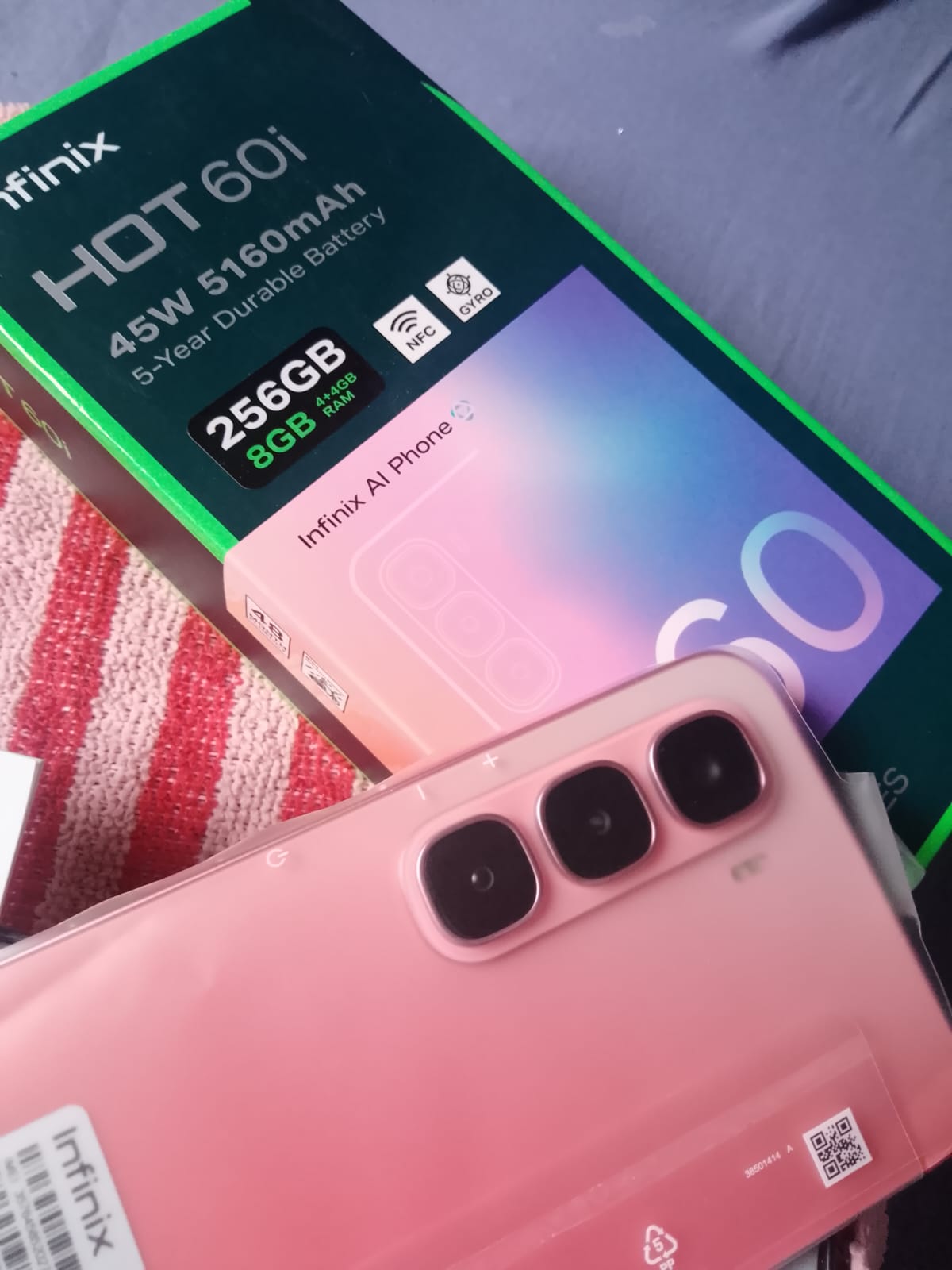 celulares y tabletas - celular infinix hot 60i de 256gb y 8gb de ram DUAL SIM y NFC y IP64 1