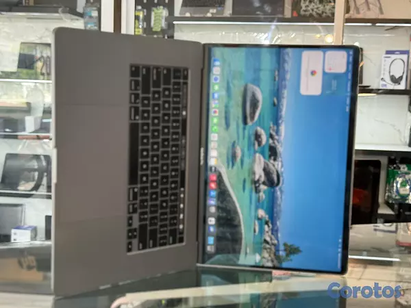 computadoras y laptops - Super MacBook Pro A2141 32gb ram i9 1tb ssd 8gb de 4