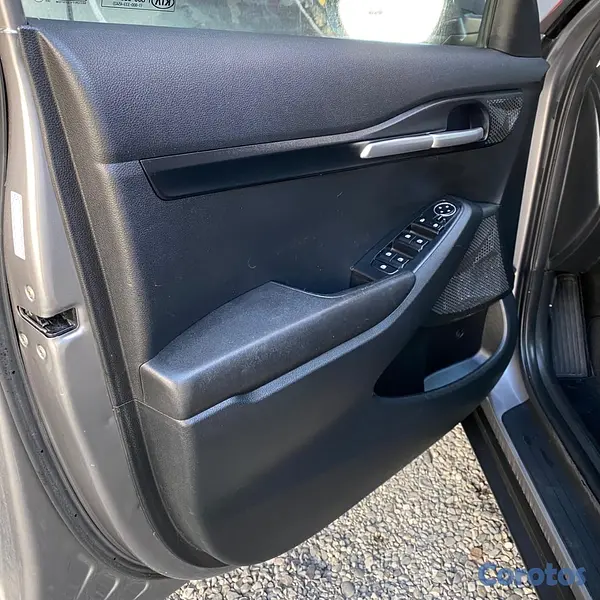 jeepetas y camionetas - KIA SELTOS LX 2021 8